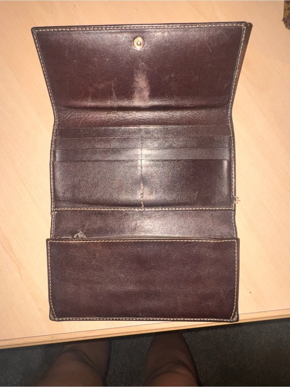 Gucci Brown GG Canvas Continental Wallet with Gold Logo - Picture 4 of 7